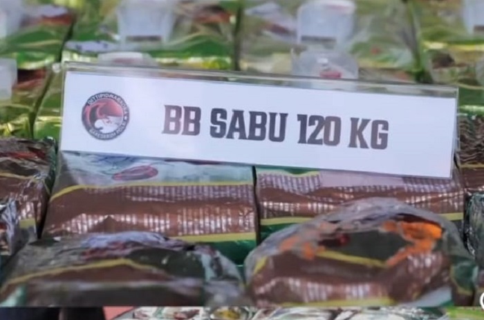 Bareskrim Polri Sita Uang Rp1,2 di BSD Tangerang Terkait Jaringan Narkotika Internasional. (Instagram.com/@spripimpoldakalsel)
