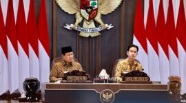 Presiden RI Prabowo Subianto memimpin rapat kabinet perdana di Istana Merdeka. (Dok. Tim Media Prabowo)

