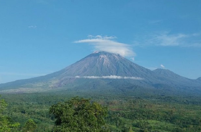 Gunung Semeru. (Dok. Esdm.go.id)