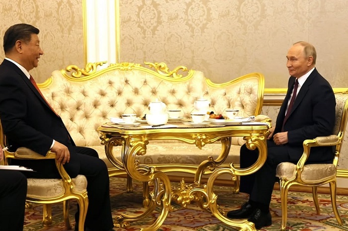 Presiden Rusia Vladimir Putin dan Presiden Tiongkok Xi Jinping. (Instagram.com @russian_kremlin)